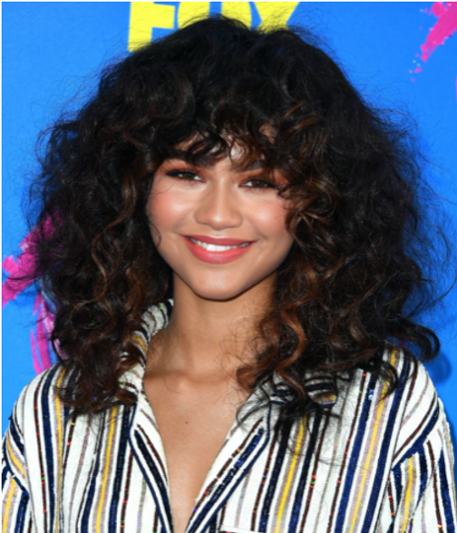 Zendaya, célébrité, coiffeur lyon, bangs, coiffure, salon de coiffure, cutty's hair design, salon lyonnais, salon de coiffure, lyon 6, lyon centre, salon de coiffure lyon centre